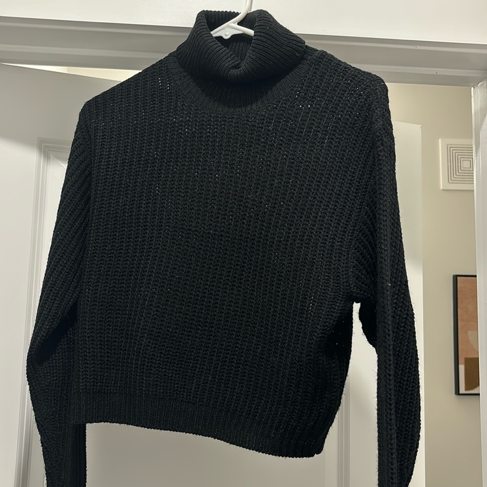 Black turtleneck sweater